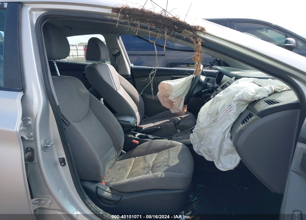 2013 HYUNDAI ELANTRA GLS VIN: KMHDH4AE5DU933432