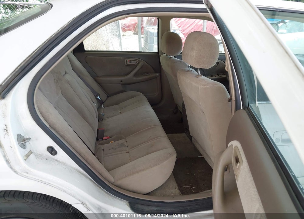 2000 TOYOTA CAMRY CE VIN: 4T1BG22K9YU761317