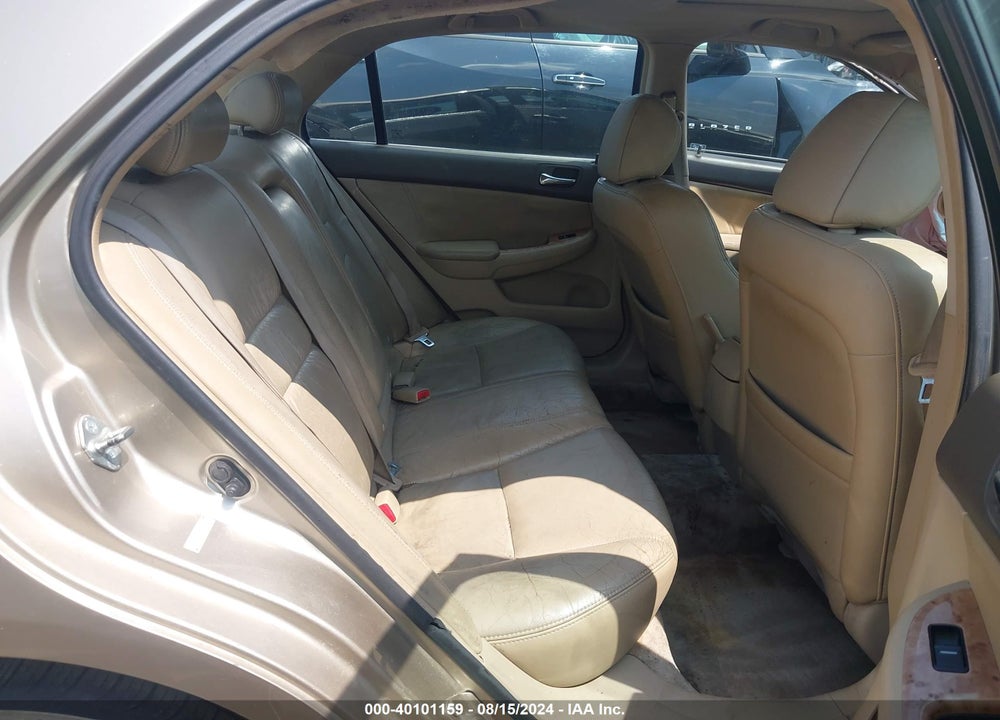 2004 HONDA ACCORD 2.4 EX VIN: 1HGCM56884A024141