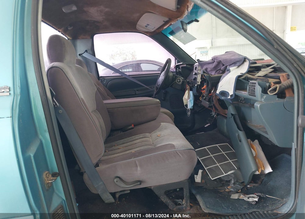 1996 DODGE RAM 1500 VIN: 1B7HC16X5TS629606