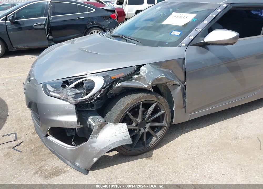 2013 HYUNDAI VELOSTER VIN: KMHTC6AD2DU104461