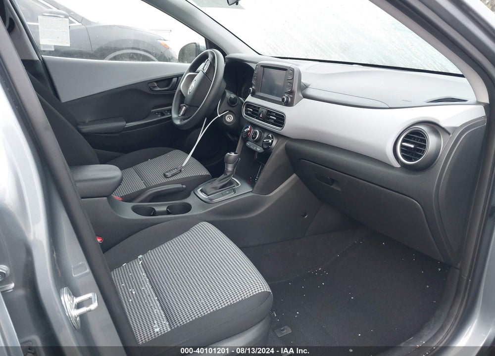 2021 HYUNDAI KONA SE VIN: KM8K12AA0MU606935