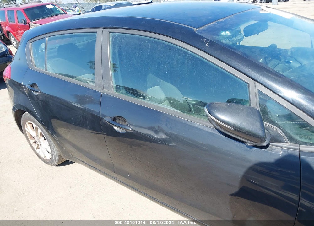 2016 KIA FORTE VIN: KNAFK5A88G5593851