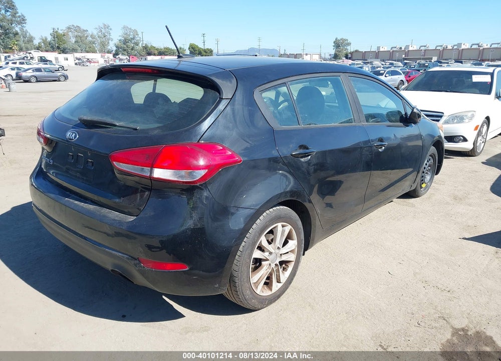 2016 KIA FORTE VIN: KNAFK5A88G5593851