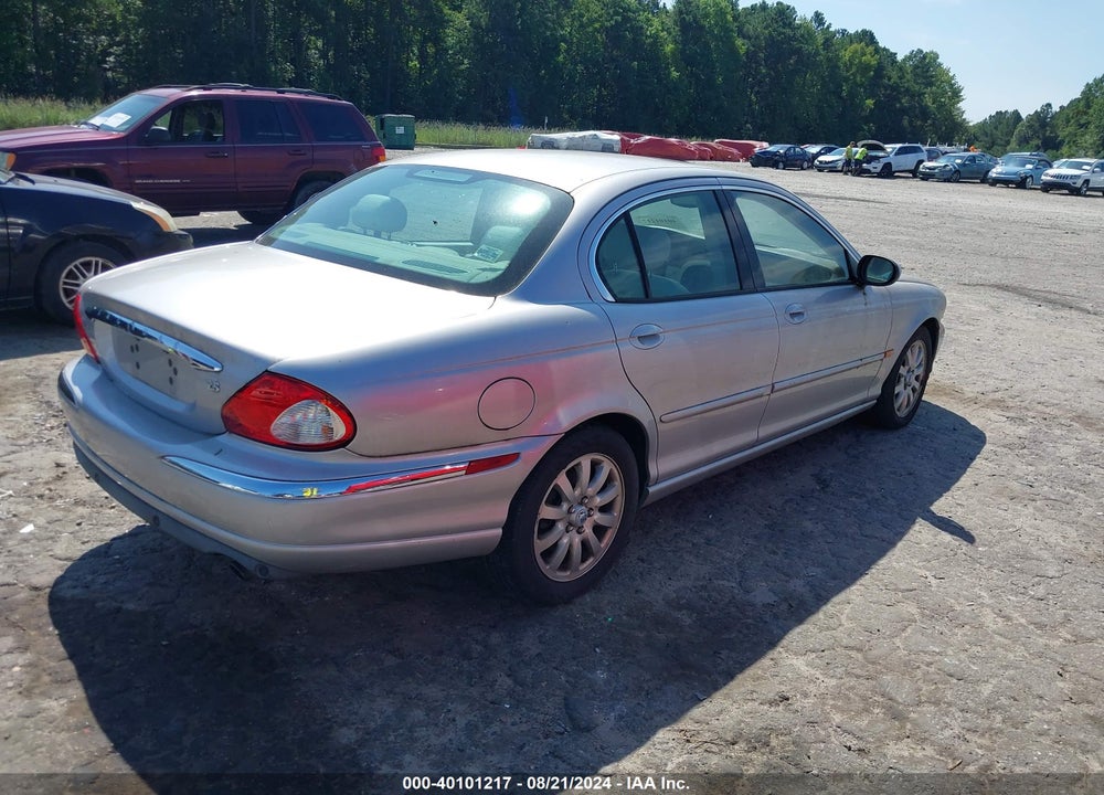 2002 JAGUAR X-TYPE 2.5L VIN: SAJEA51D42XC82336