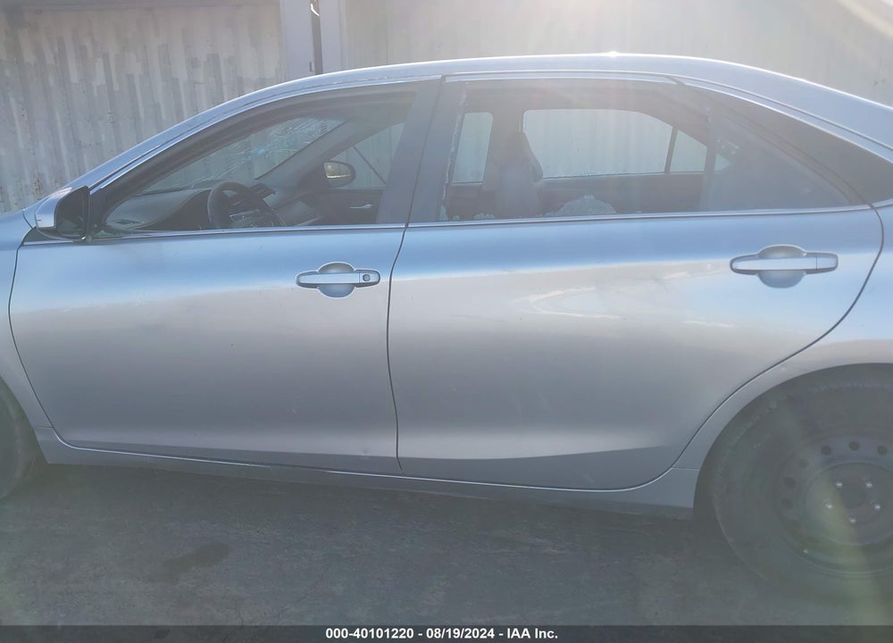 2015 TOYOTA CAMRY SE VIN: 4T1BF1FK6FU906091