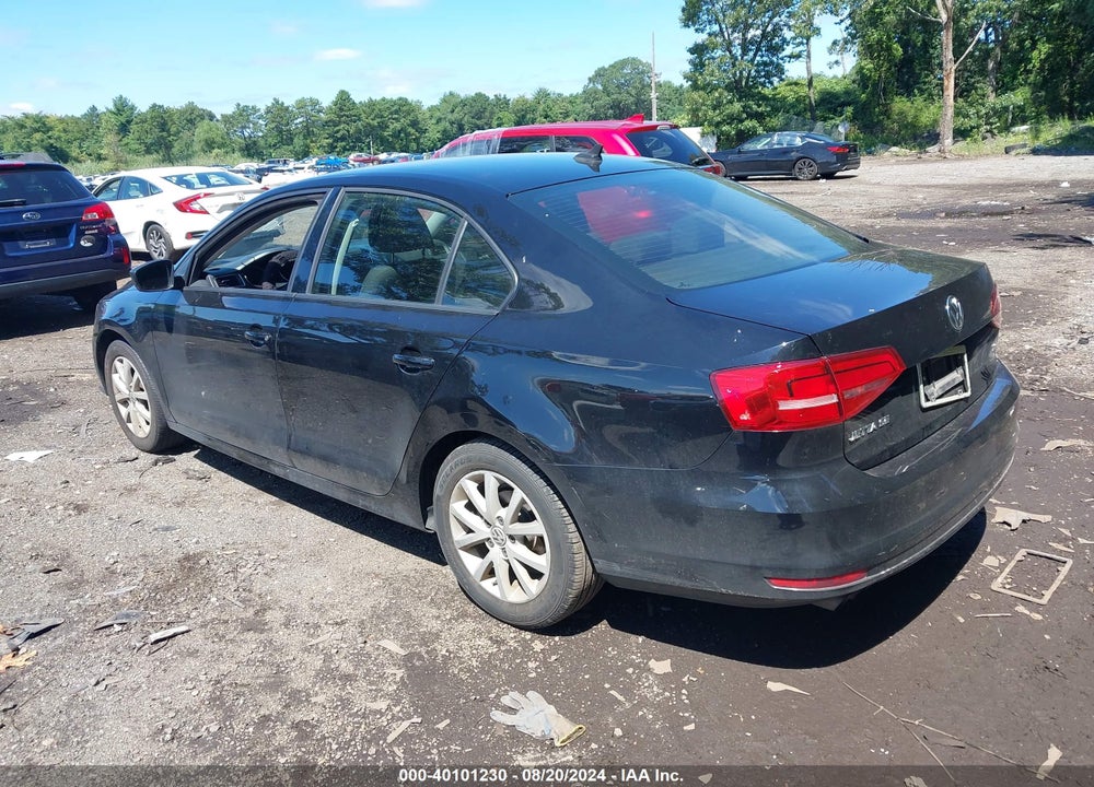 2015 VOLKSWAGEN JETTA 1.8T SE VIN: 3VWD17AJ8FM229723