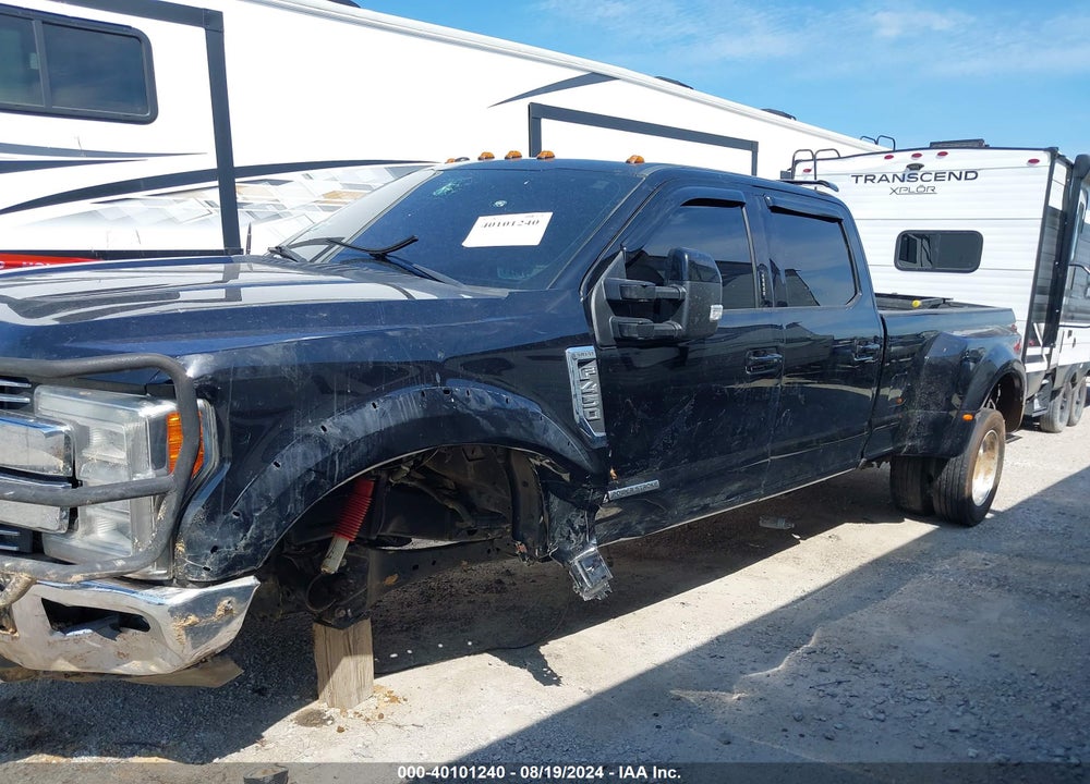 2017 FORD F-450 LARIAT VIN: 1FT8W4DT2HED41170