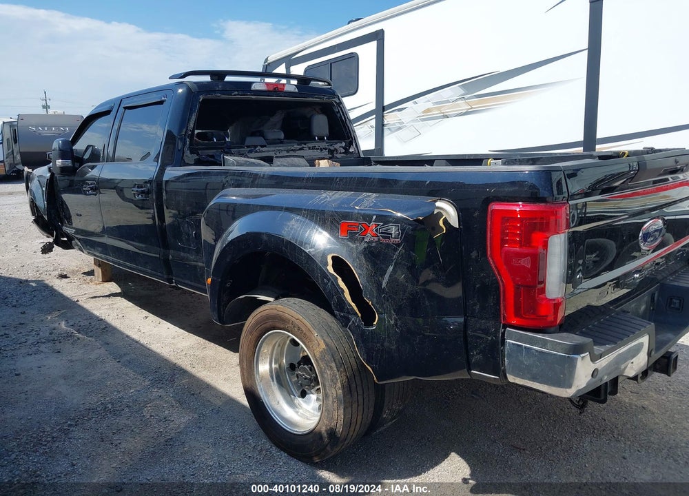 2017 FORD F-450 LARIAT VIN: 1FT8W4DT2HED41170