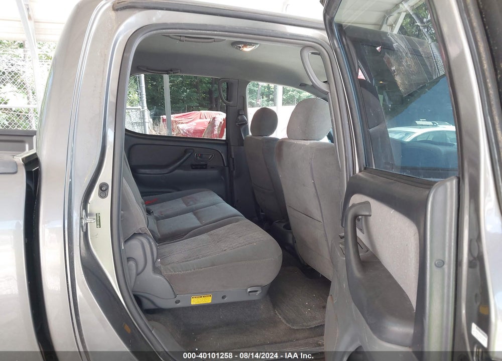 2006 TOYOTA TUNDRA SR5 V8 VIN: 5TBDT44156S549386
