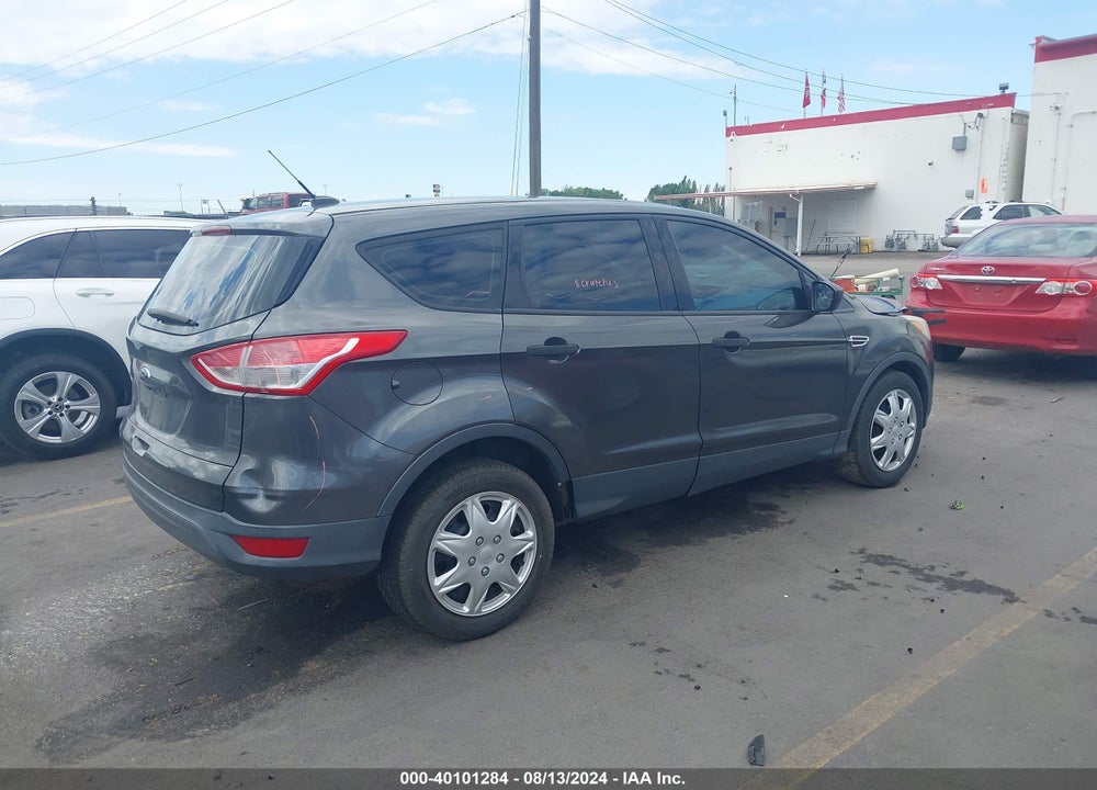 2015 FORD ESCAPE S VIN: 1FMCU0F78FUB31194