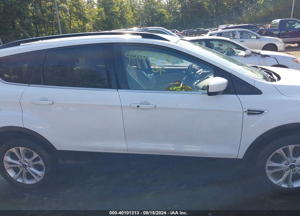 2019 FORD ESCAPE VIN: 1FMCU0HD4KUB95651