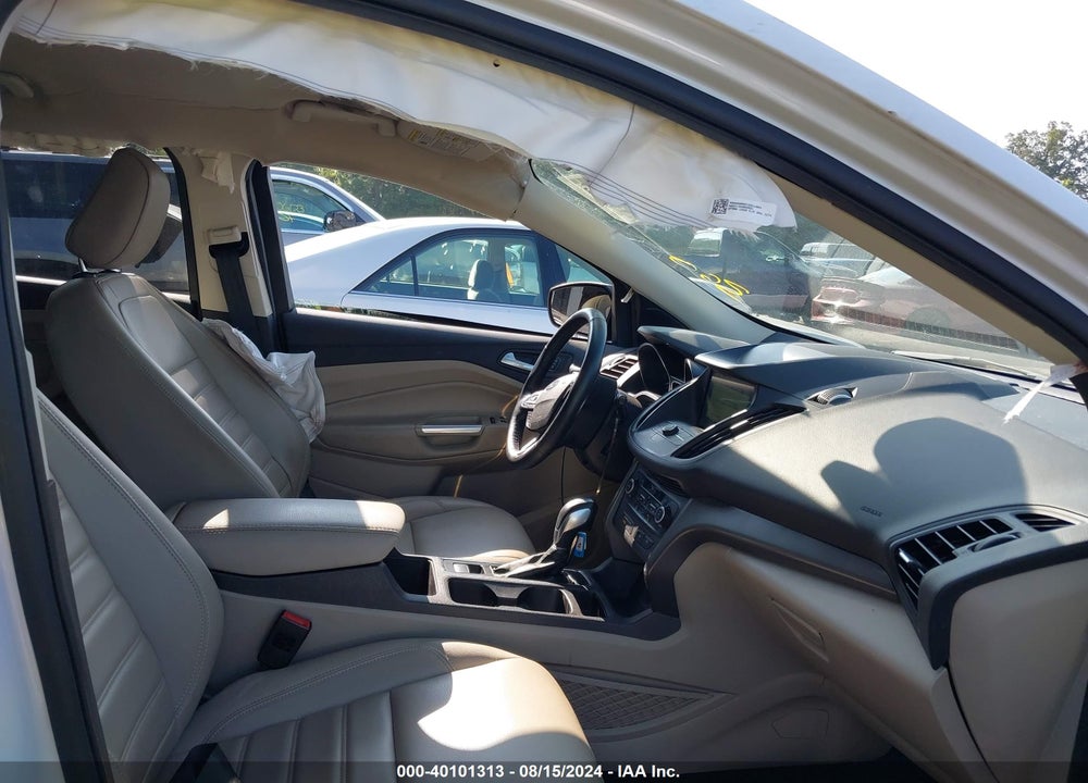 2019 FORD ESCAPE VIN: 1FMCU0HD4KUB95651