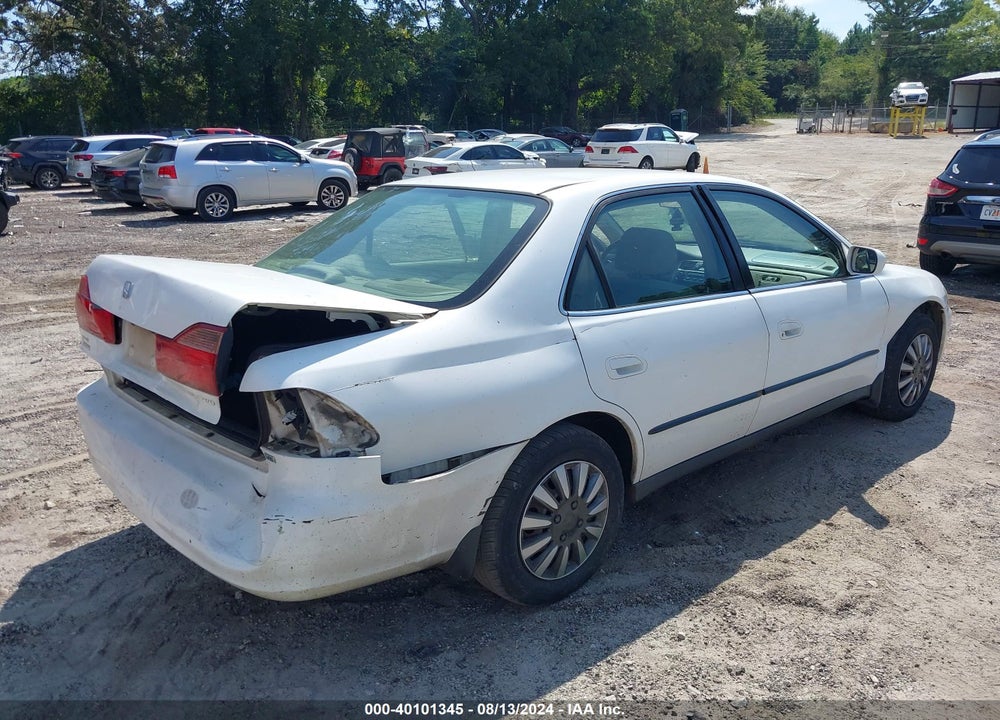 1998 HONDA ACCORD LX V6 VIN: 1HGCG1640WA066075