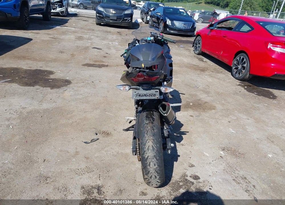 2021 KAWASAKI EX400 VIN: JKAEXKG13MDAC2058