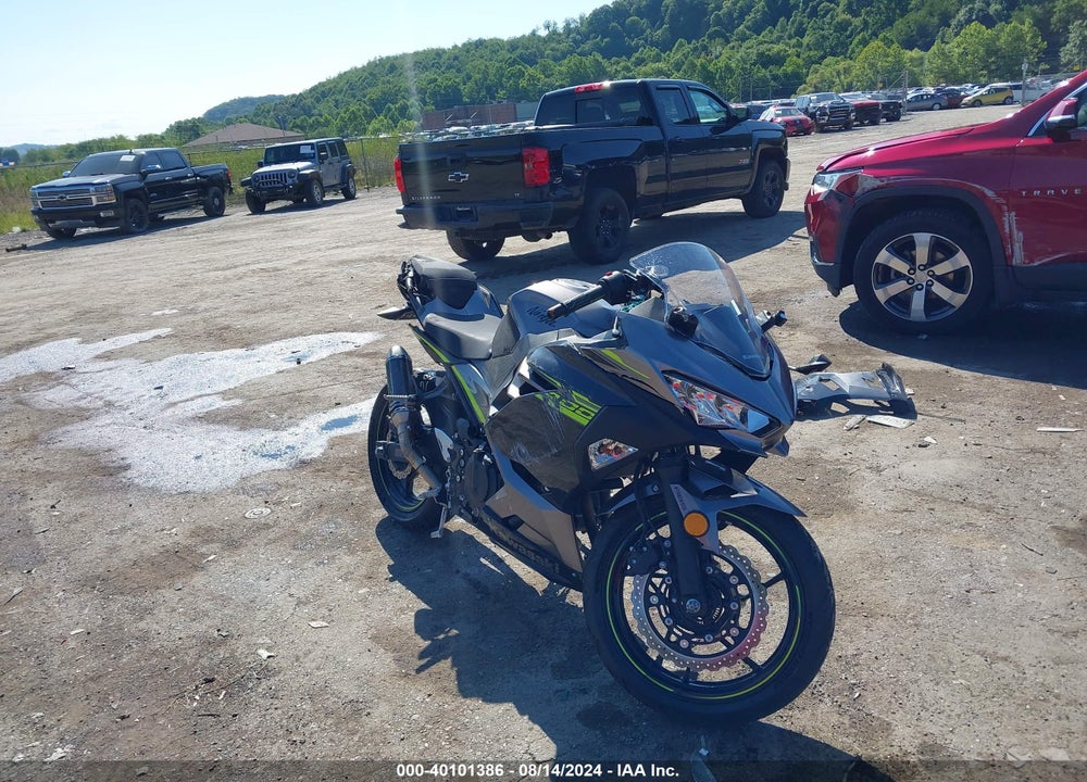 2021 KAWASAKI EX400 VIN: JKAEXKG13MDAC2058
