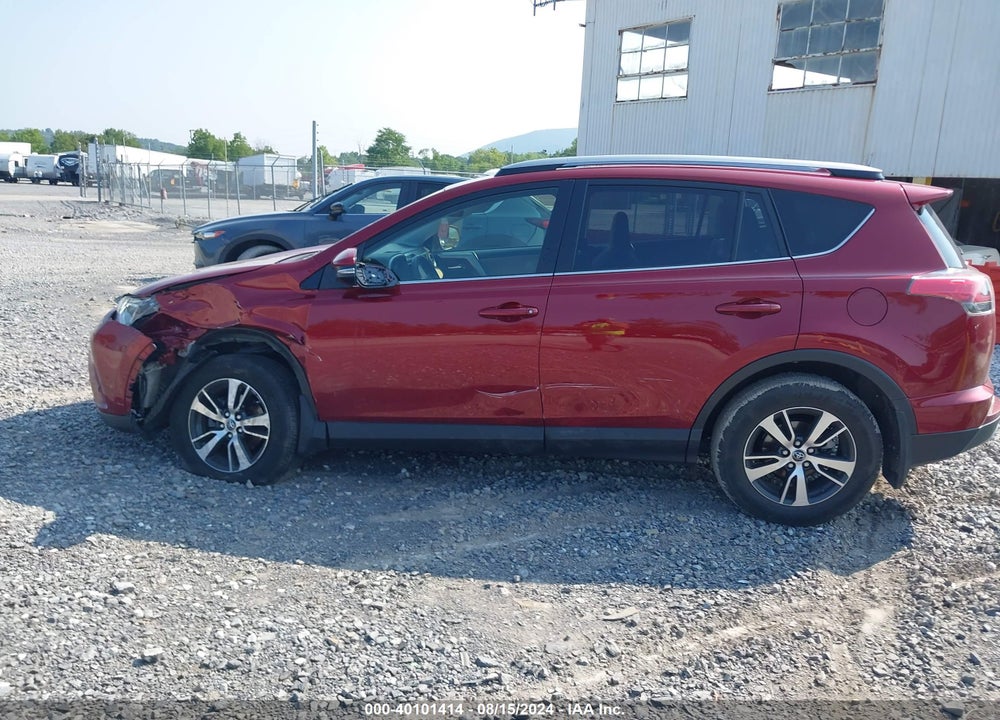 2018 TOYOTA RAV4 XLE VIN: JTMRFREV1JD238609