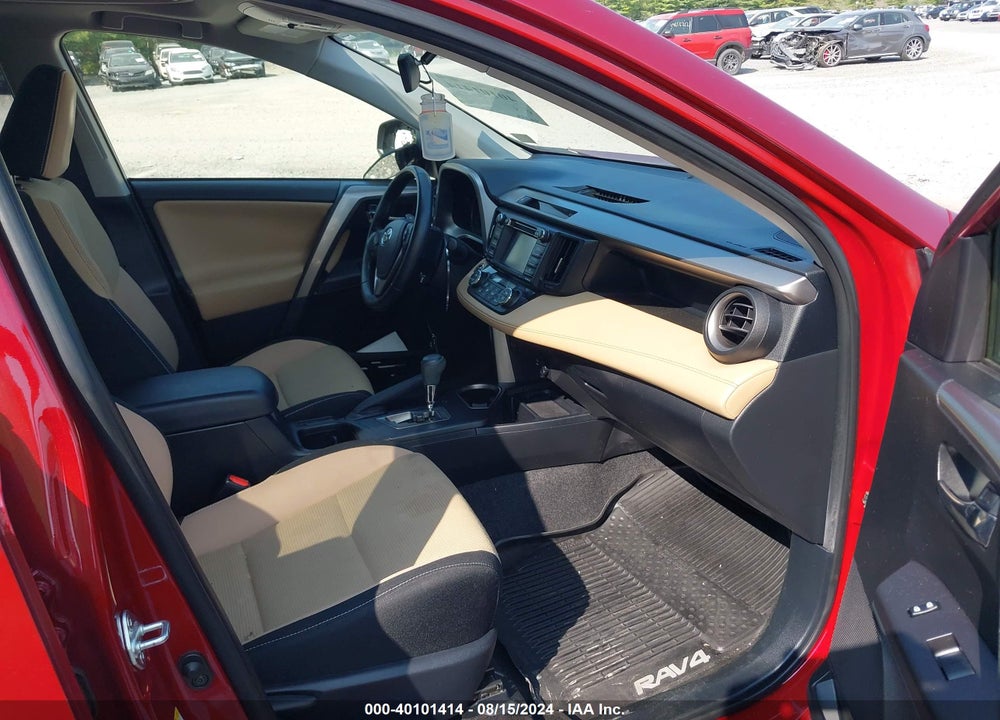 2018 TOYOTA RAV4 XLE VIN: JTMRFREV1JD238609