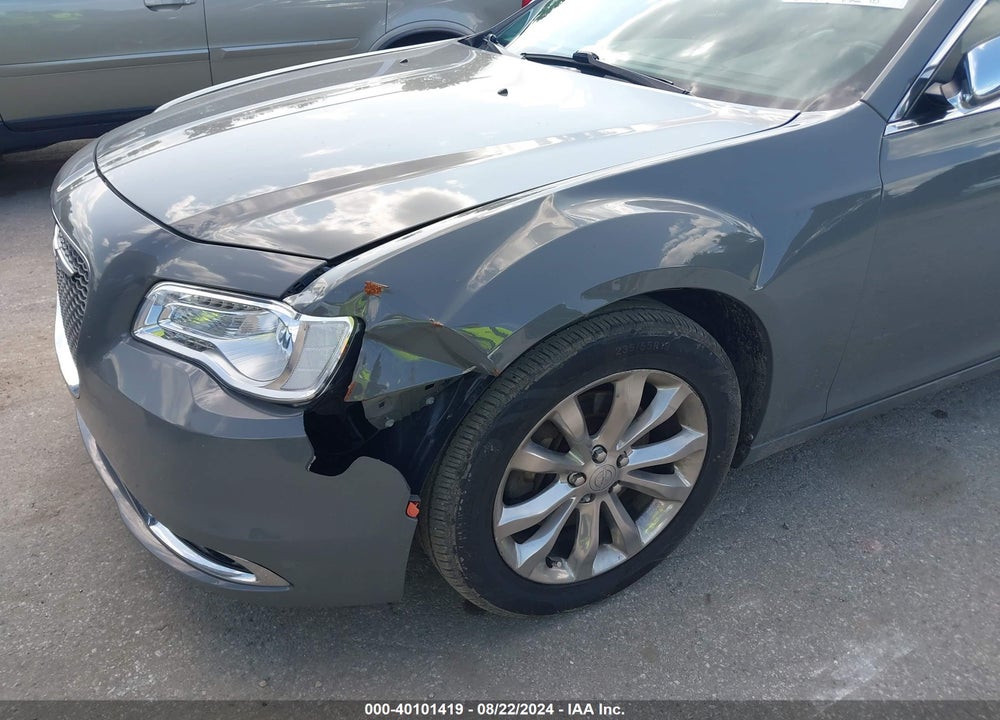 2018 CHRYSLER 300 LIMITED AWD VIN: 2C3CCAKG2JH165179