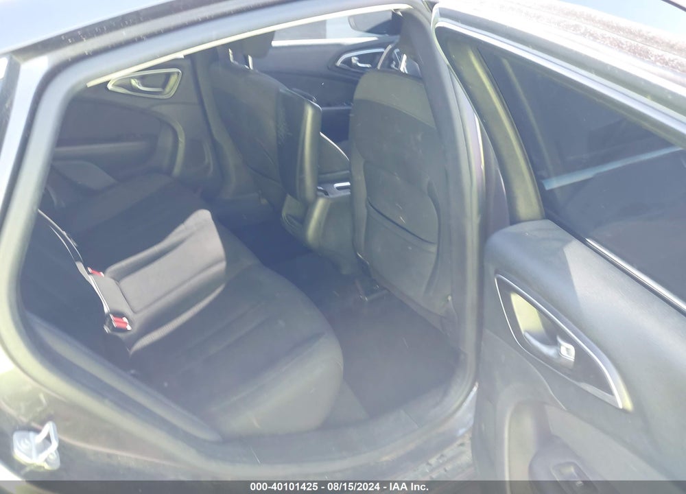 2016 CHRYSLER 200 LIMITED VIN: 1C3CCCABXGN127295