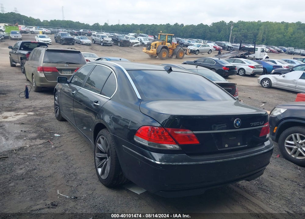 2007 BMW 750LI VIN: WBAHN83587DT68811