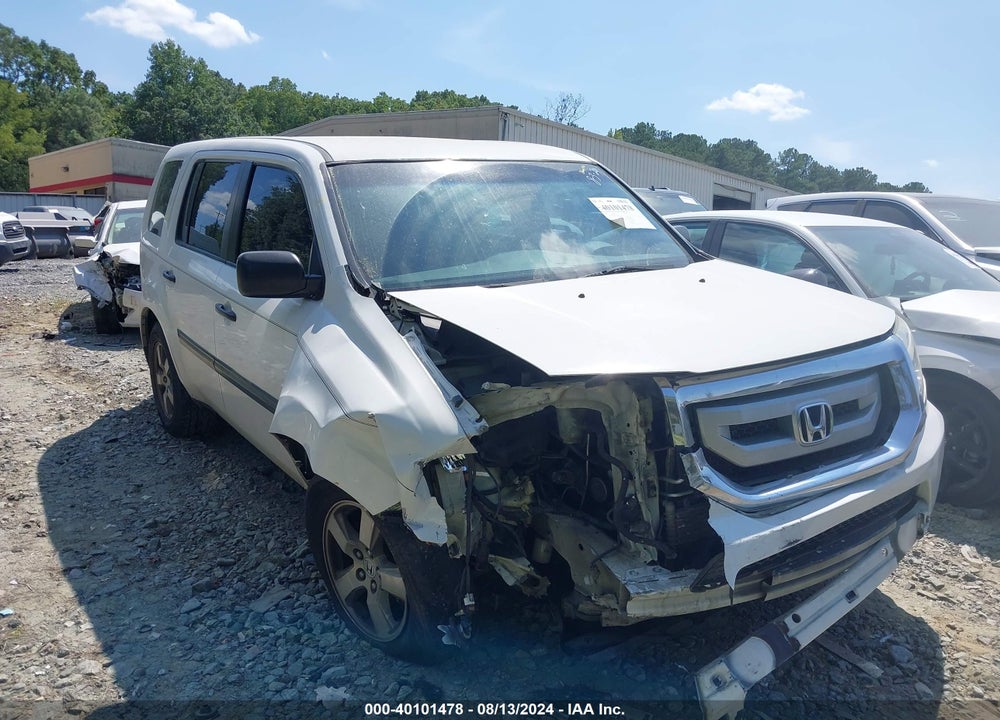 2009 HONDA PILOT LX VIN: 5FNYF38229B010715