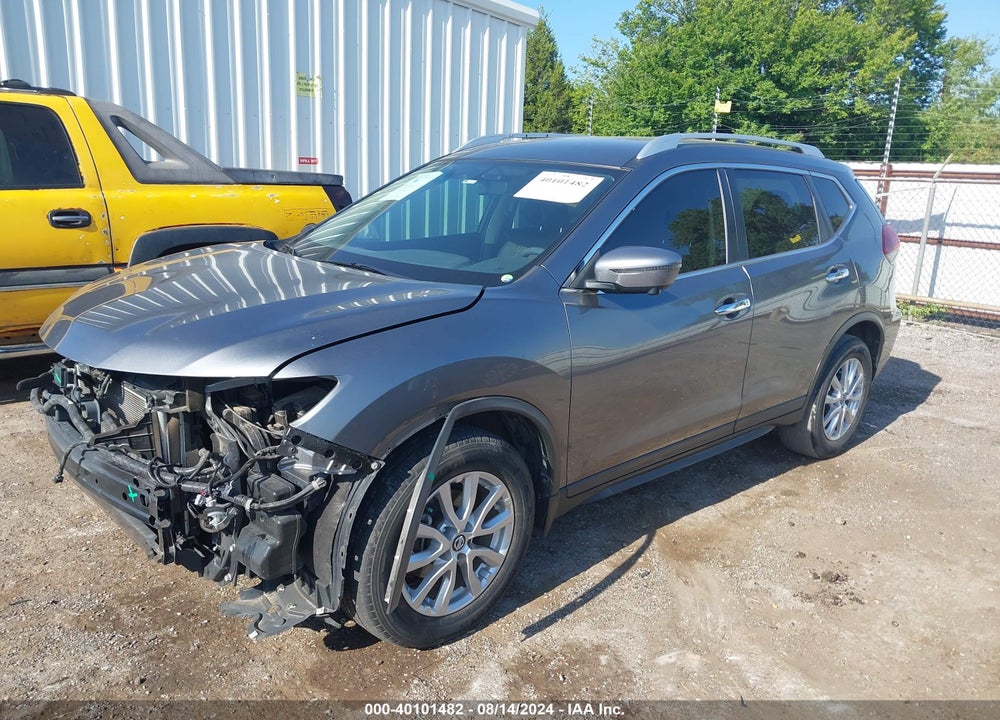 2018 NISSAN ROGUE VIN: KNMAT2MT1JP604872