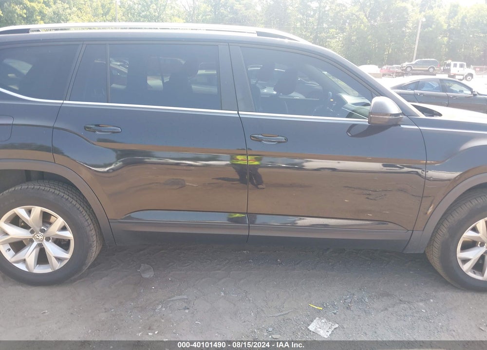 2018 VOLKSWAGEN ATLAS 3.6L V6 SE VIN: 1V2KR2CA9JC547040