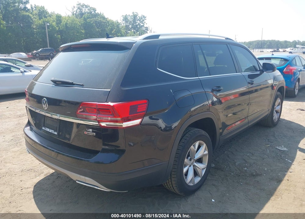 2018 VOLKSWAGEN ATLAS 3.6L V6 SE VIN: 1V2KR2CA9JC547040