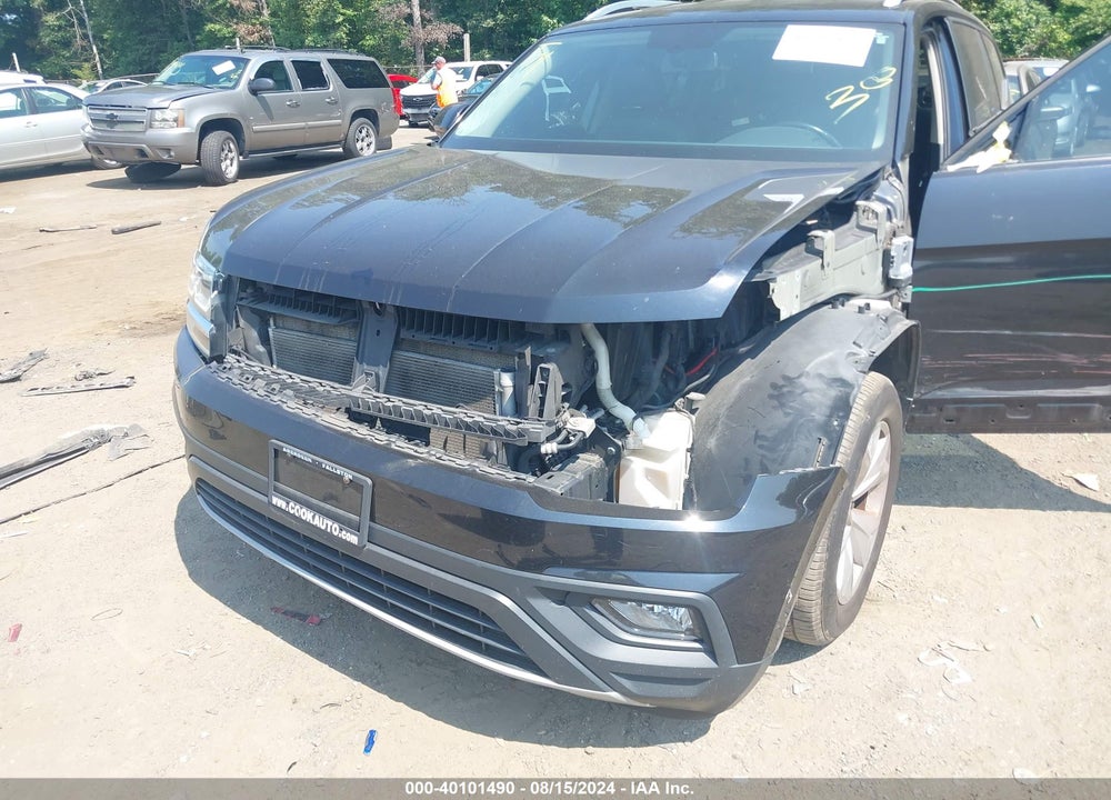 2018 VOLKSWAGEN ATLAS 3.6L V6 SE VIN: 1V2KR2CA9JC547040