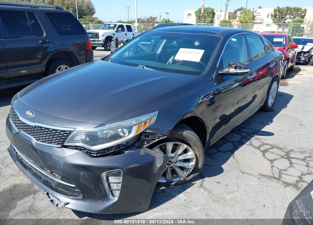 2018 KIA OPTIMA S VIN: 5XXGT4L39JG245396