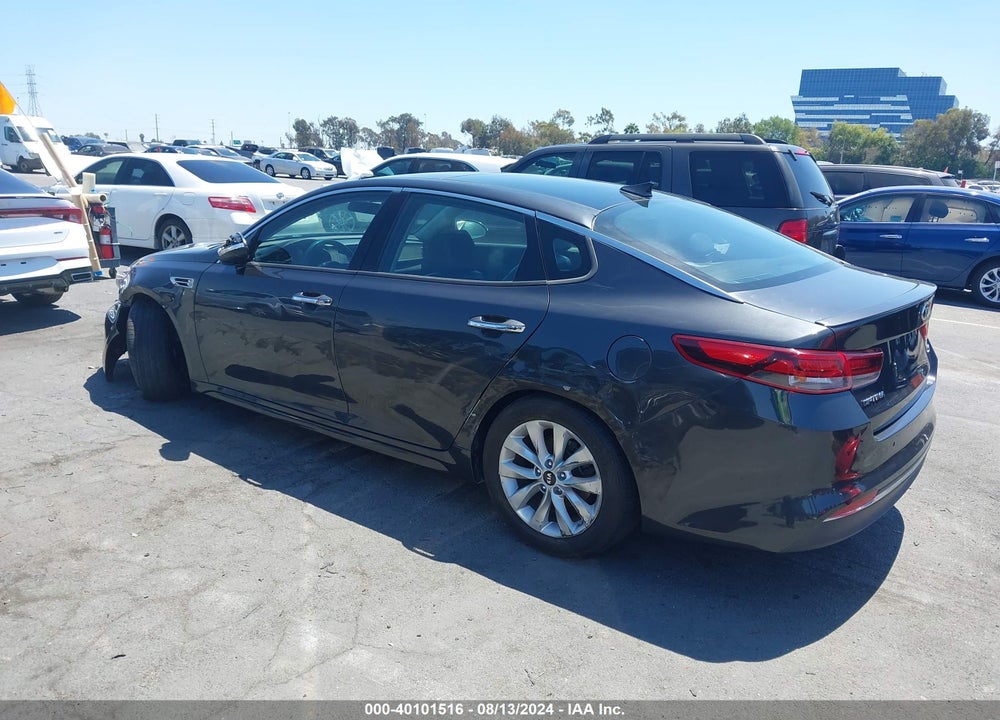 2018 KIA OPTIMA S VIN: 5XXGT4L39JG245396