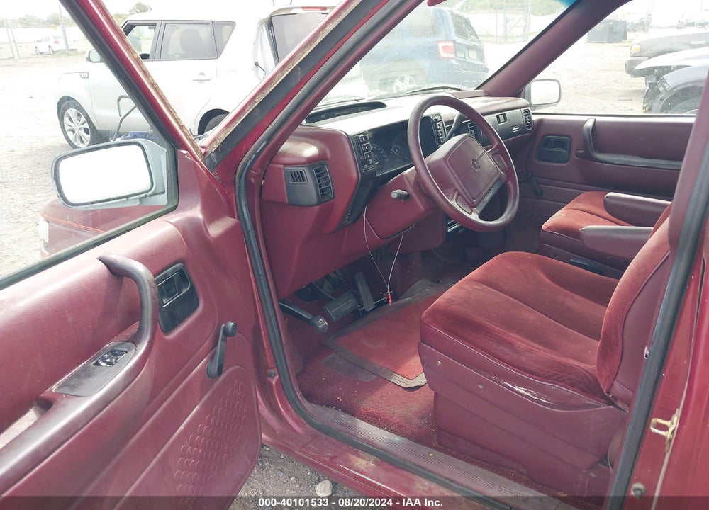 1991 PLYMOUTH VOYAGER VIN: 2P4GH25K6MR316894