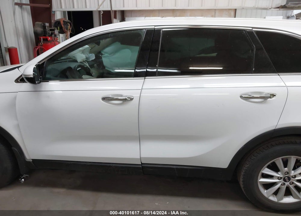 2020 KIA SORENTO 2.4L LX VIN: 5XYPG4A39LG642502