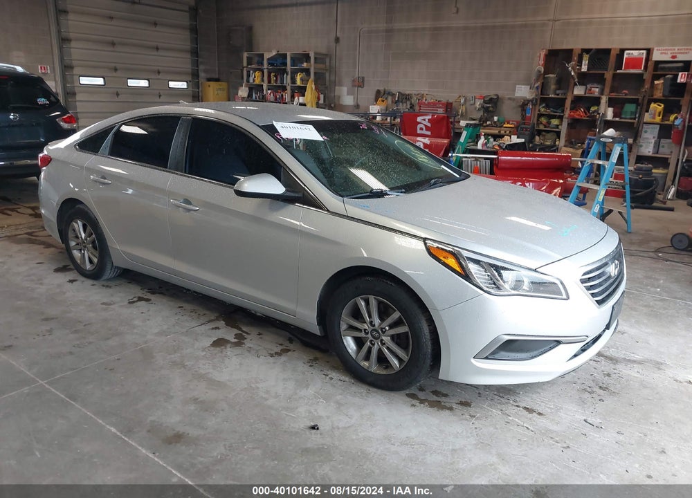 2017 HYUNDAI SONATA VIN: 5NPE24AF8HH542424
