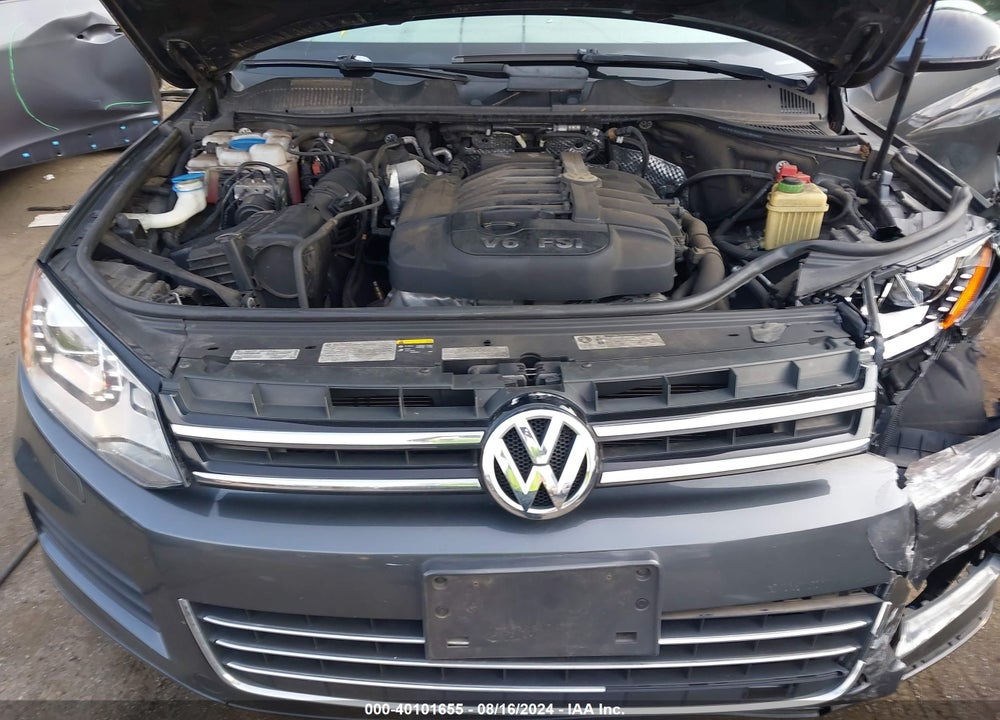 2014 VOLKSWAGEN TOUAREG 3.6L LUX VIN: WVGEF9BP7ED003766