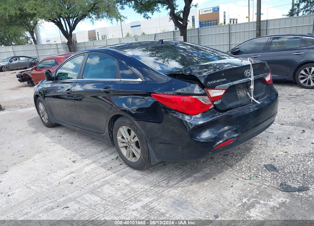 2013 HYUNDAI SONATA GLS VIN: 5NPEB4AC5DH705871