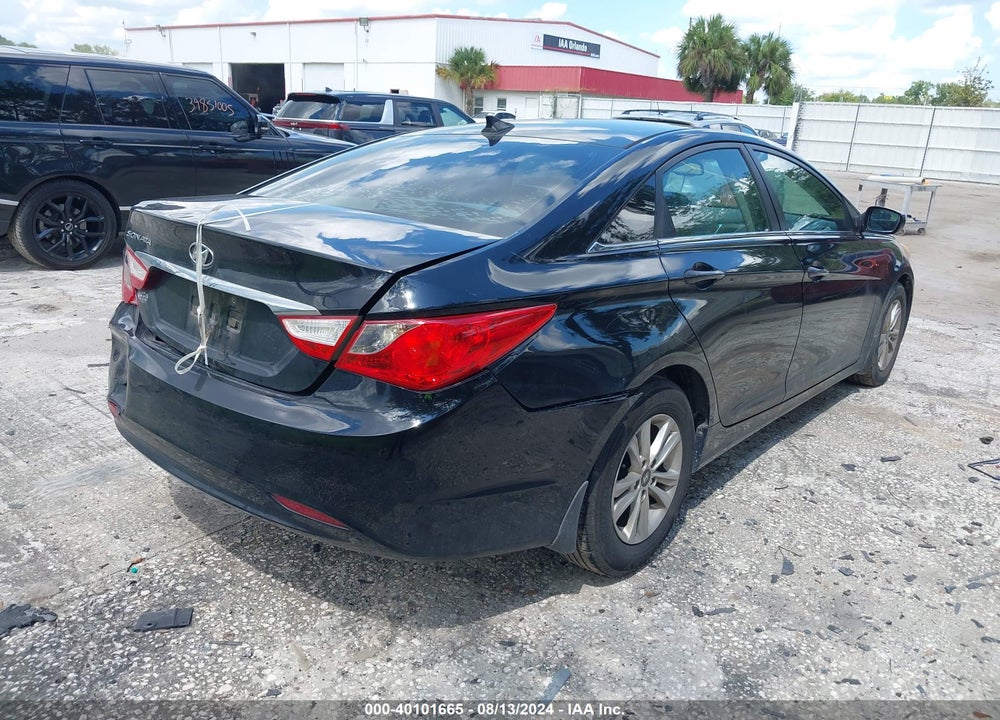 2013 HYUNDAI SONATA GLS VIN: 5NPEB4AC5DH705871