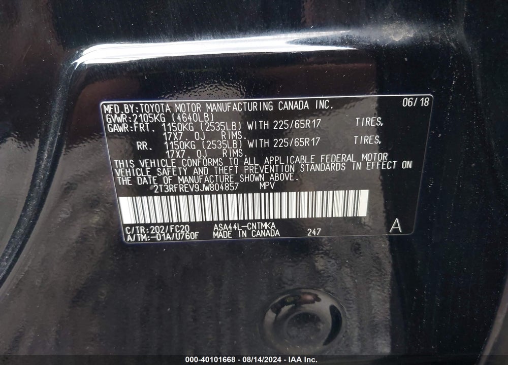 2018 TOYOTA RAV4 XLE VIN: 2T3RFREV9JW804857