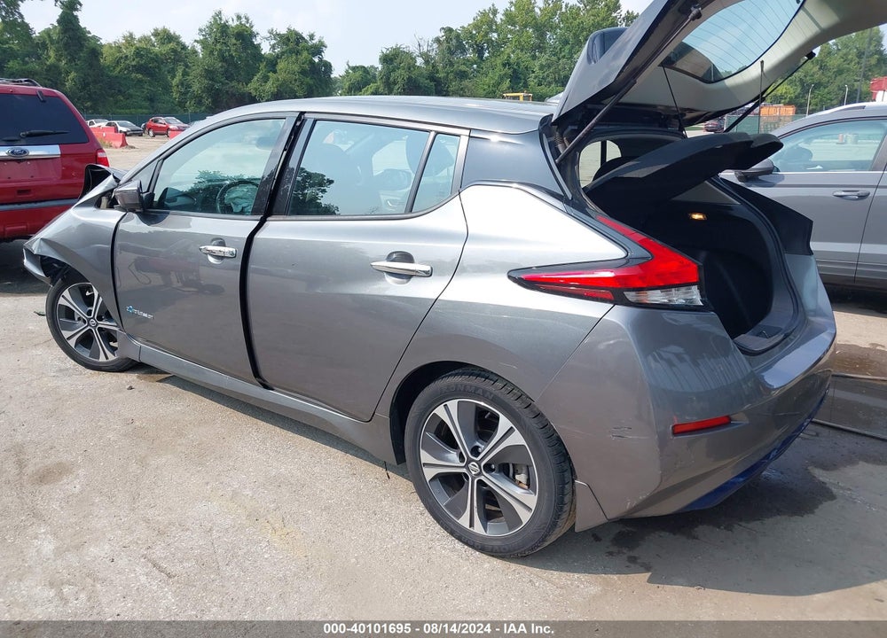 2018 NISSAN LEAF VIN: 1N4AZ1CP5JC305220