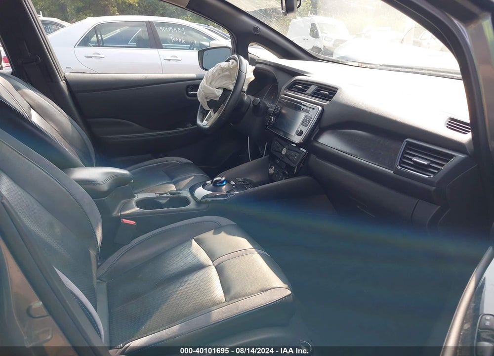 2018 NISSAN LEAF VIN: 1N4AZ1CP5JC305220