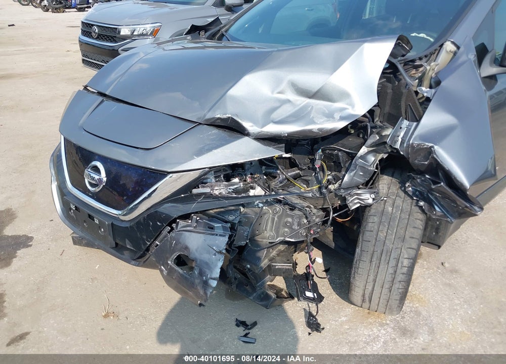 2018 NISSAN LEAF VIN: 1N4AZ1CP5JC305220