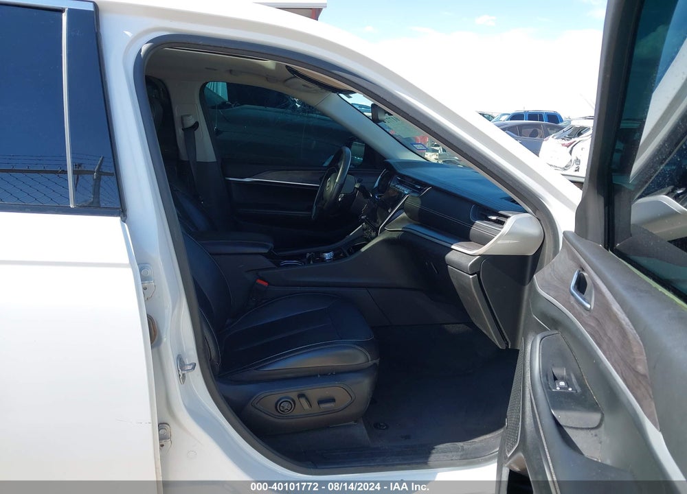 2021 JEEP GRAND CHEROKEE L LIMITED 4X4 VIN: 1C4RJKBG2M8101008