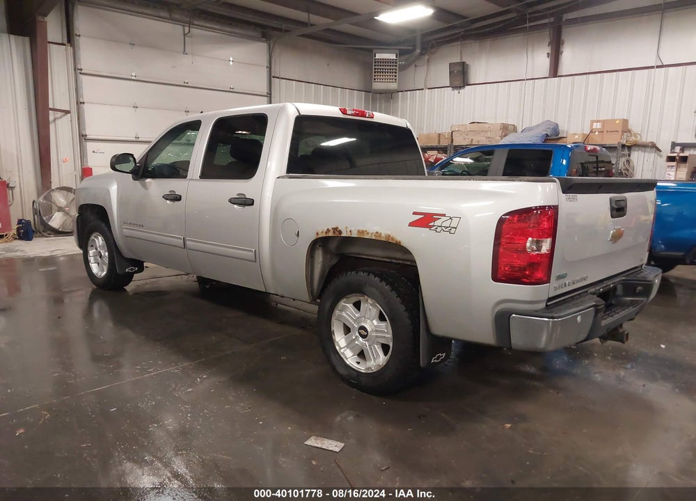 2011 CHEVROLET SILVERADO 1500 LT VIN: 3GCPKSE26BG378028