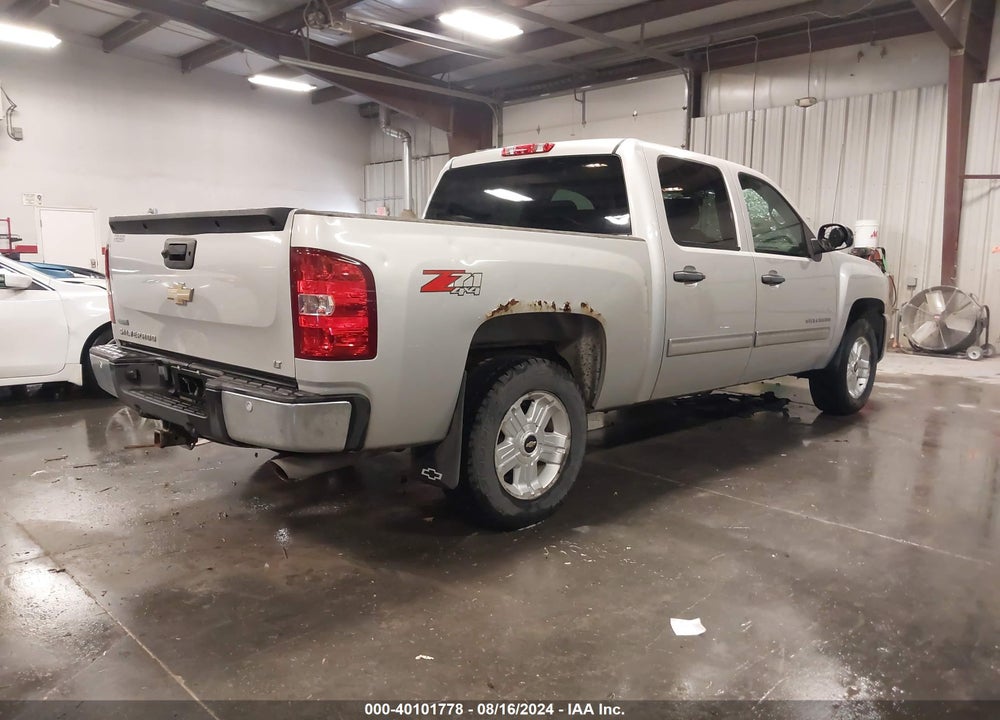 2011 CHEVROLET SILVERADO 1500 LT VIN: 3GCPKSE26BG378028