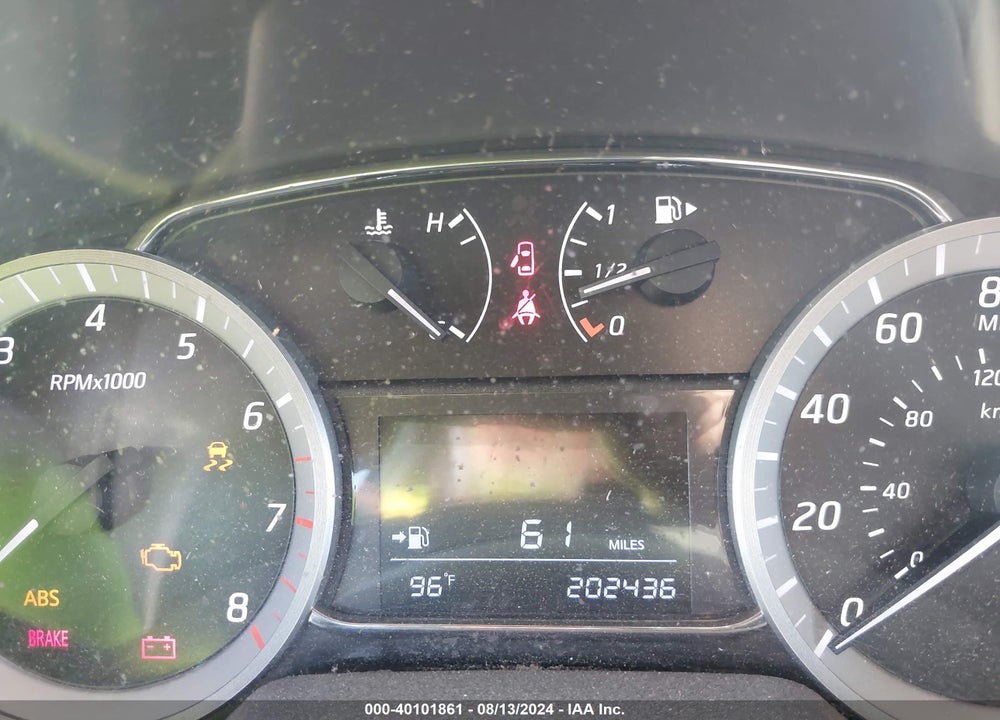 2013 NISSAN SENTRA SL VIN: 3N1AB7APXDL693917