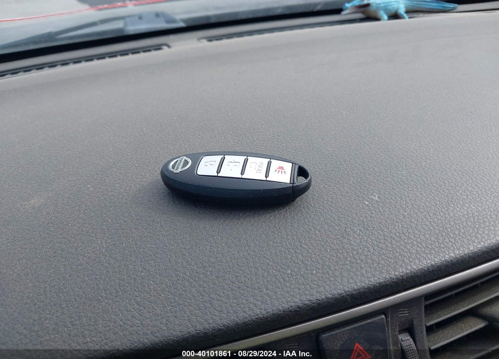 2013 NISSAN SENTRA SL VIN: 3N1AB7APXDL693917