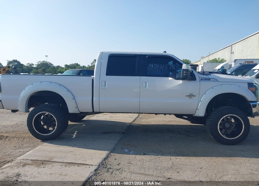 2011 FORD F-350 LARIAT VIN: 1FT8W3BT5BEC59762