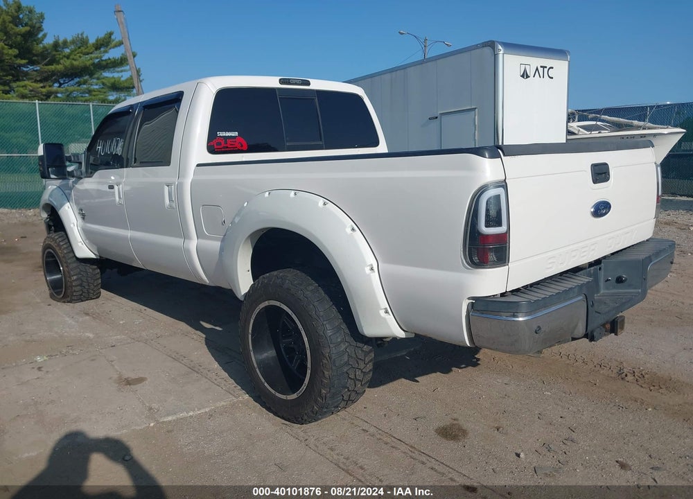 2011 FORD F-350 LARIAT VIN: 1FT8W3BT5BEC59762