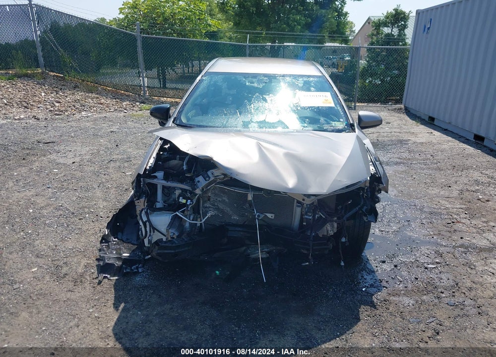 2015 TOYOTA COROLLA LE VIN: 2T1BURHE6FC388626
